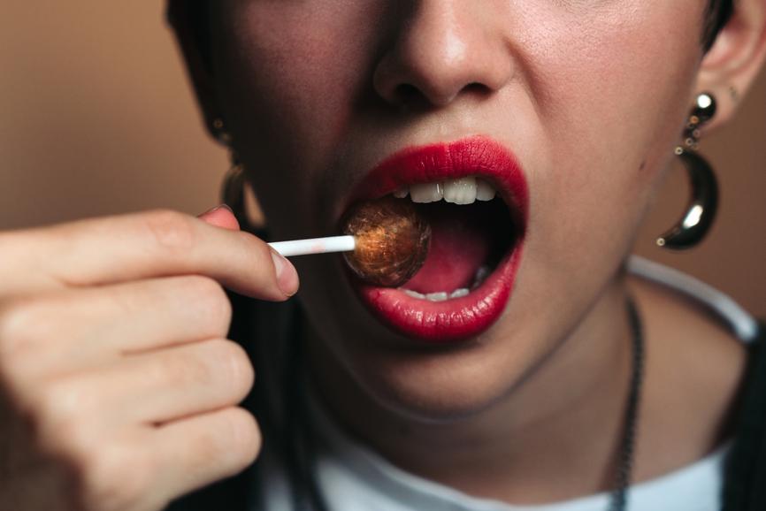5 Reasons You Shouldn’t Buy a CBD Lollipop - Secret Nature