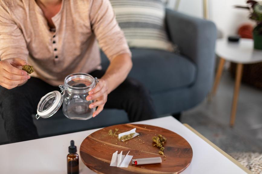 What Is CBD Kief? Is It Good? - Secret Nature