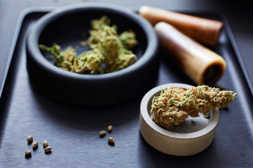 What Does CBD Wax Look Like? - Secret Nature