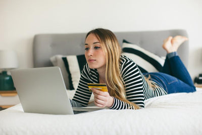 Where to Buy CBD Near Me - Offline vs. Online Options
